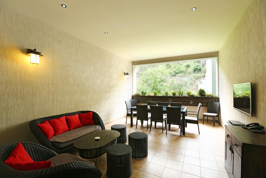 Ibiza Hotel&Spa Erywań Zewnętrze zdjęcie